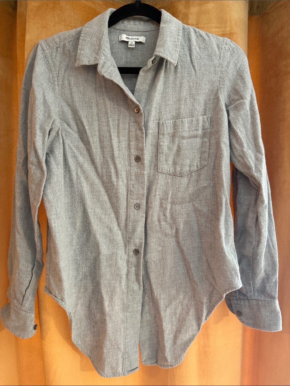 Madewell Men’s Light Gray Long-Sleeve Button-Down Shirt